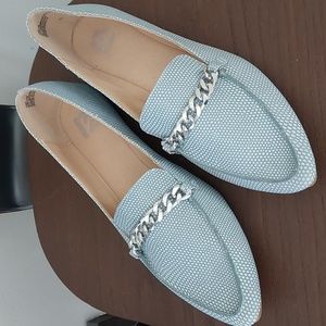 GENTLY USED-R2 Flats, Birttie, Light Blue